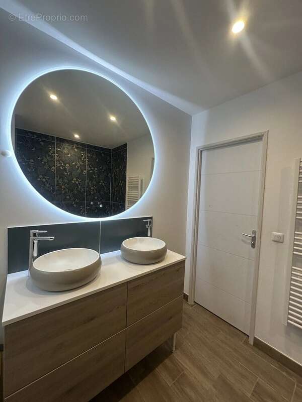 Maison à PUGET-SUR-ARGENS