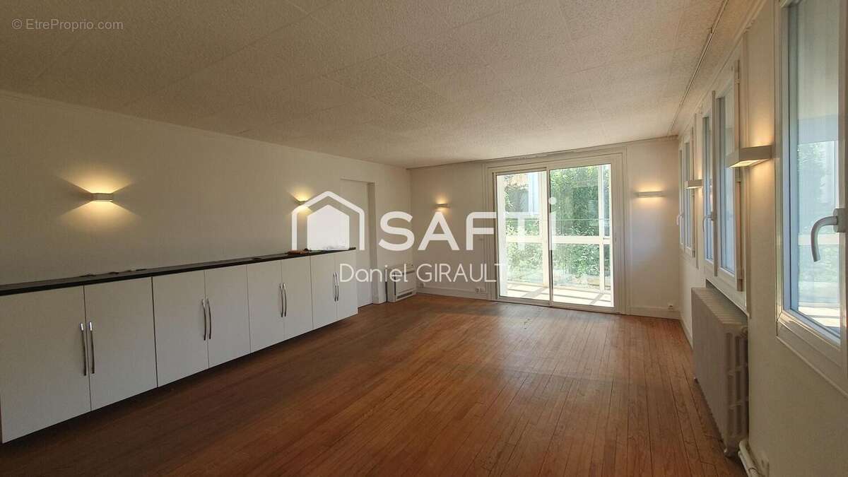 Appartement 76 m² à Royan  - photo 2