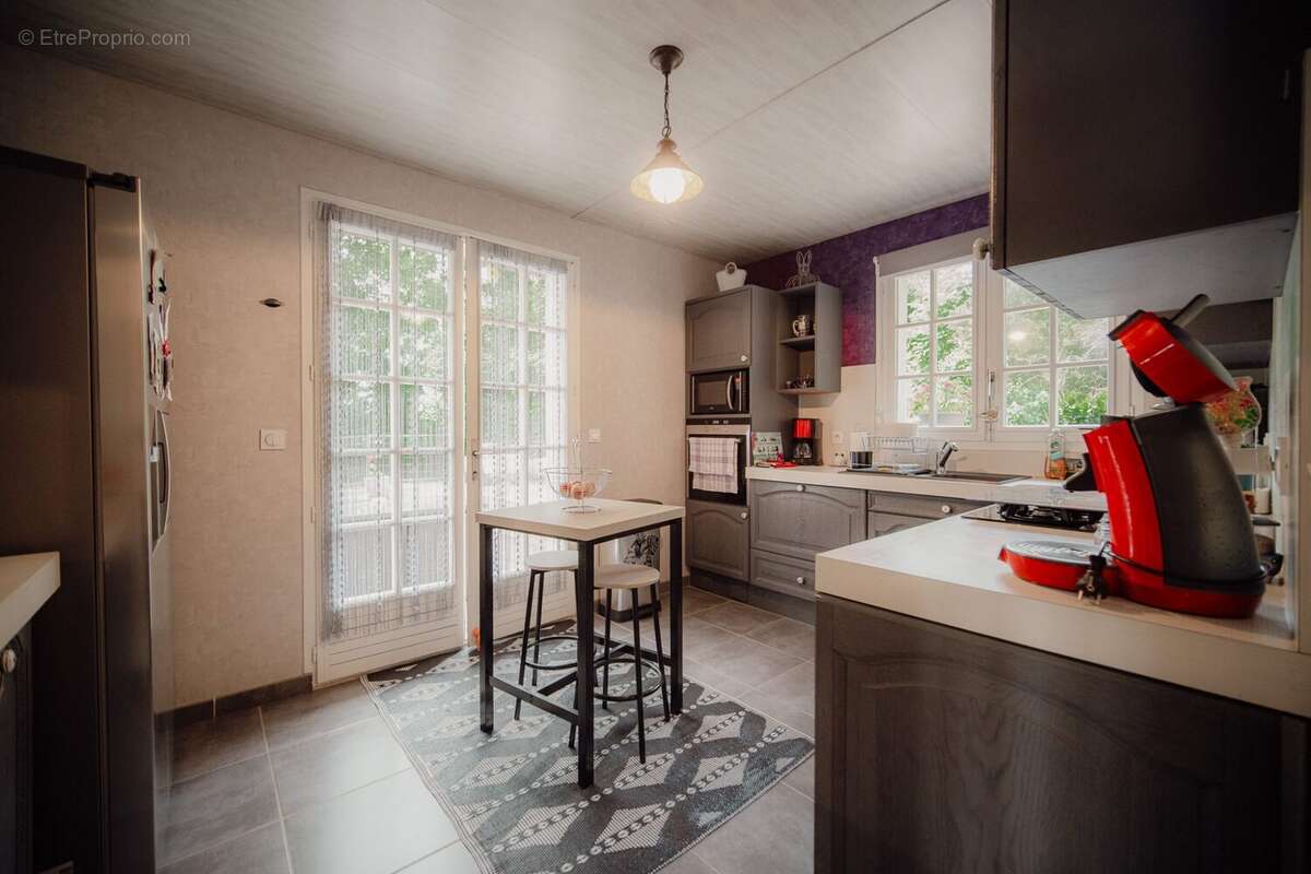 Maison à LA ROCHE-NOIRE