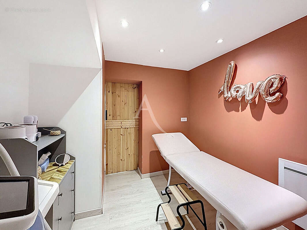 Commerce à NANTEUIL-LES-MEAUX