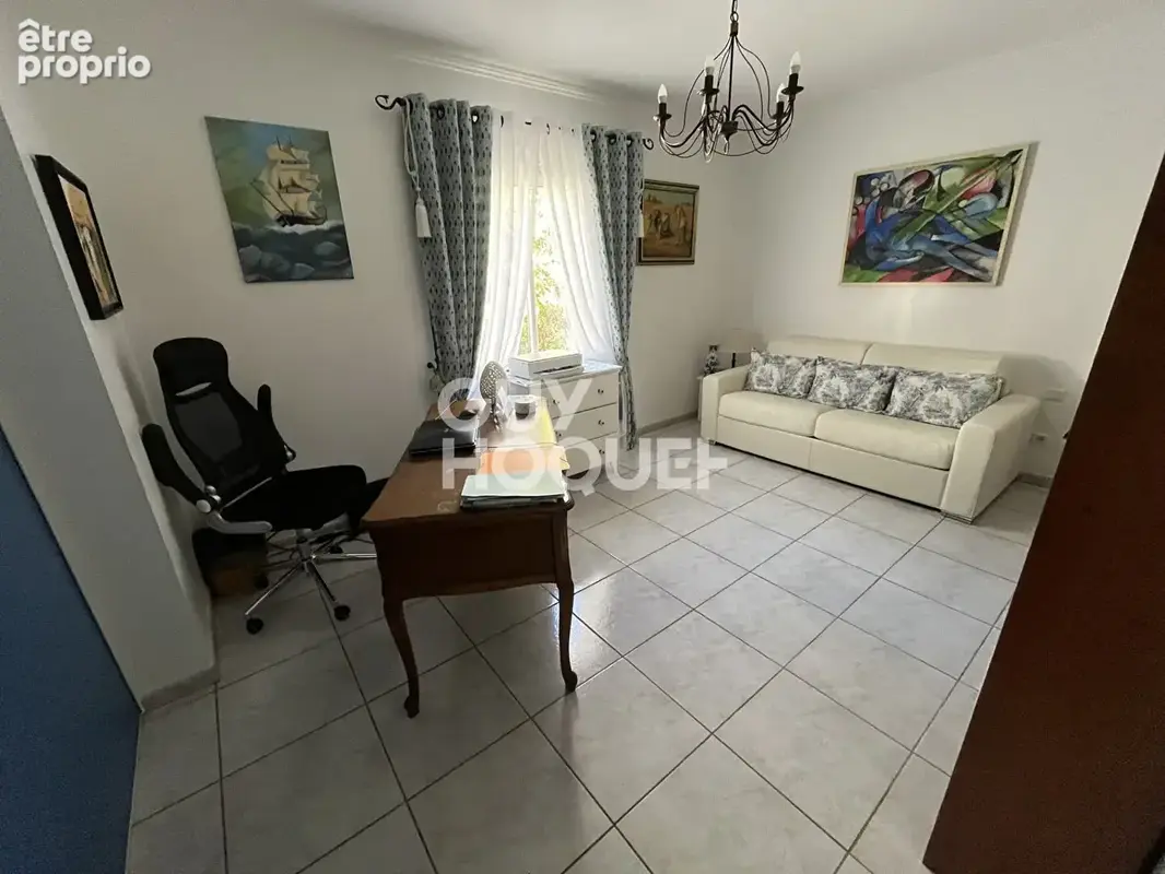 Maison familiale Juvignac de  245 m² sur 1024 m² de terrain - photo 10