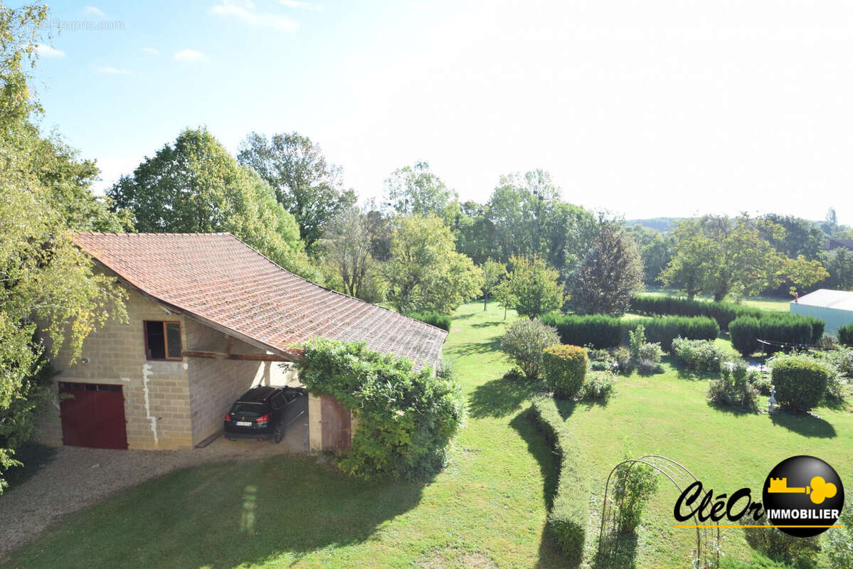 Maison à PIERRE-DE-BRESSE