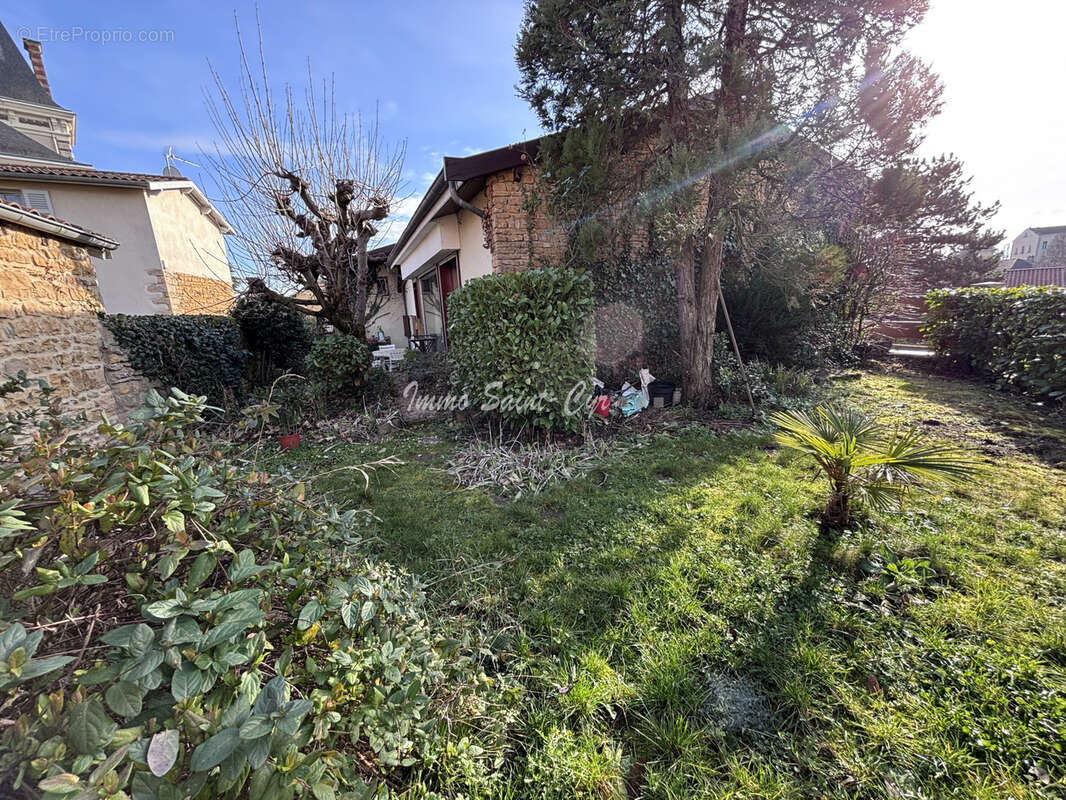 Maison à SAINT-CYR-AU-MONT-D'OR