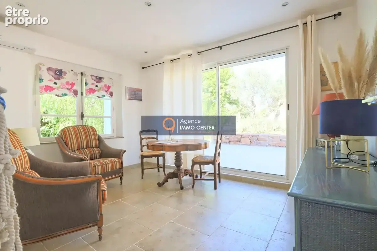 Maison avec 5 chambres dépendance, garage, piscine - photo 16