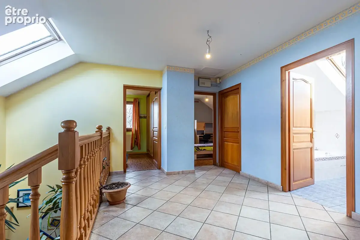 Agence immobiliere laforet - co-exclusivite - "protea" - cuvat - maison individuelle 6 pièces de 172,07 m² au sol - terrain de 1 - photo 10