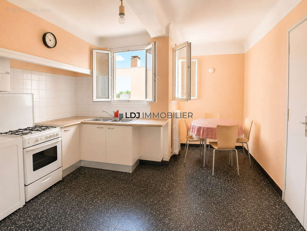 Appartement 54 m² à Perpignan  - photo 2