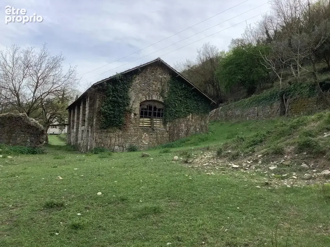 Grande propriété en bordure de rivière - photo 9