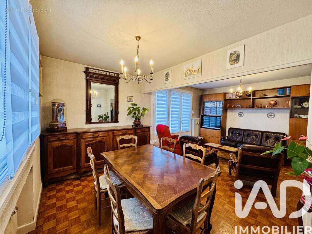 Photo 9 - Appartement à ROANNE