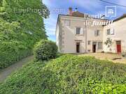 Maison à CHARMES-SUR-L'HERBASSE