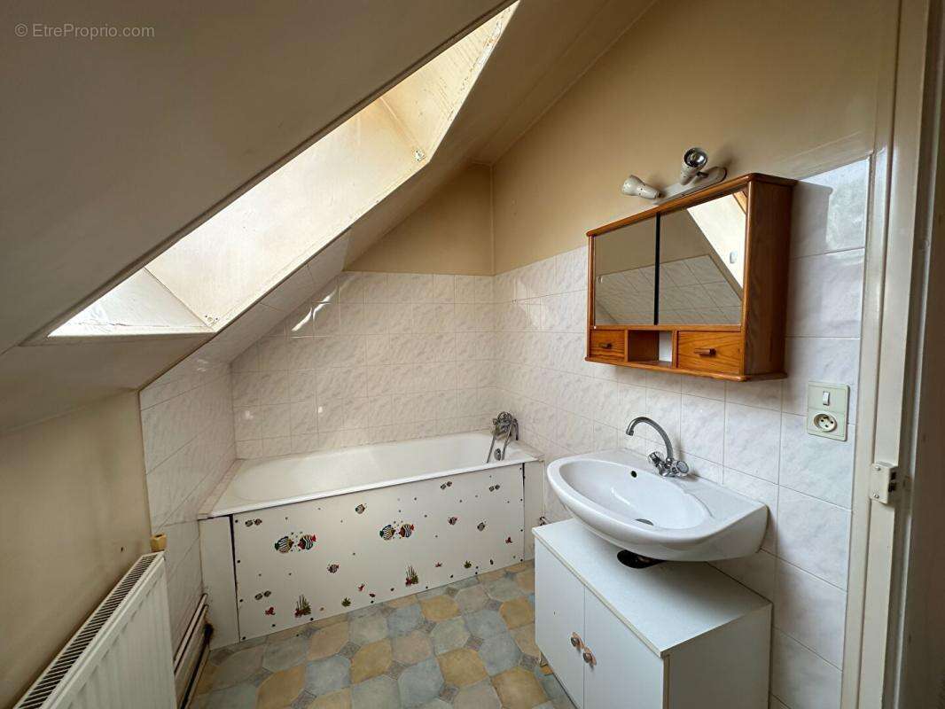 Maison de bourg  de 123 m² à Vicq sur Nahon (36600) - photo 14