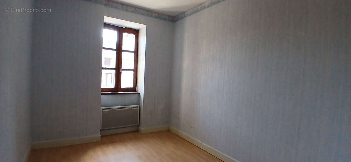Appartement à FONS