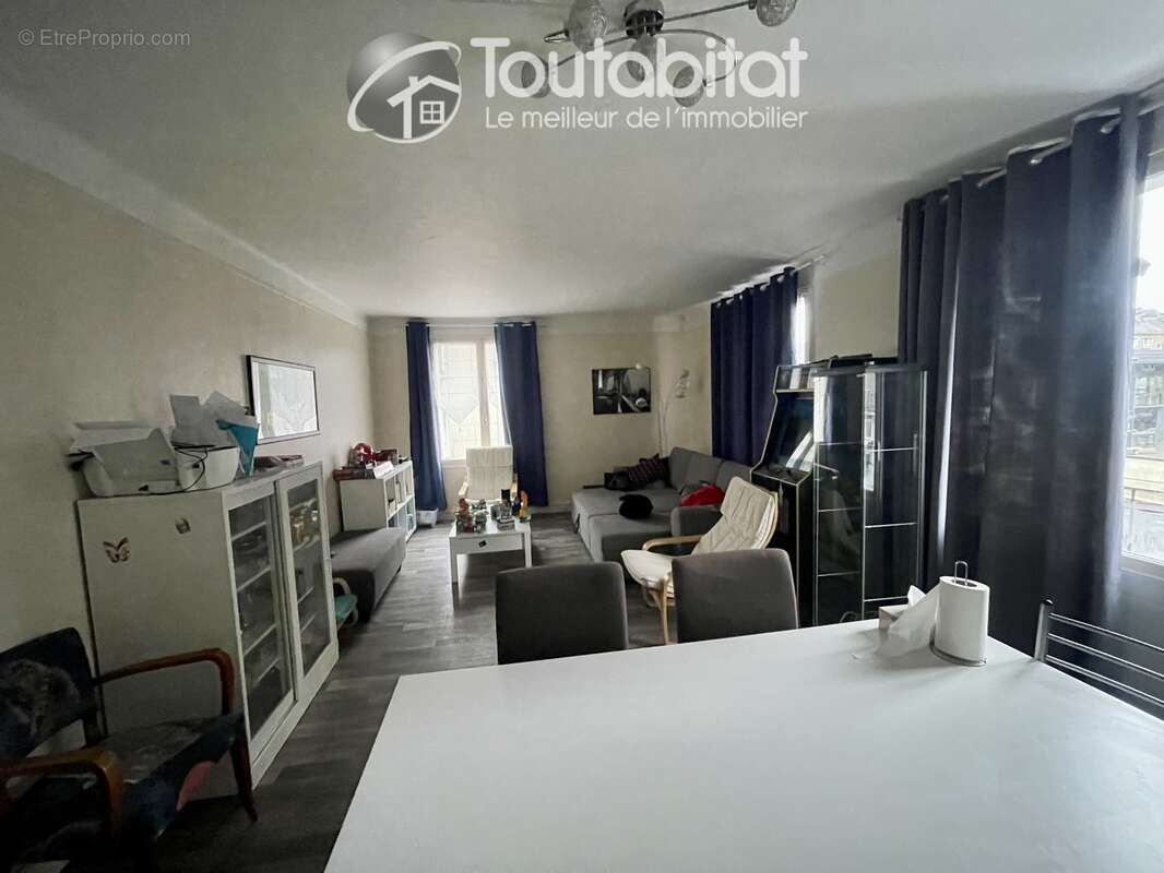 Appartement à CHARLEVILLE-MEZIERES