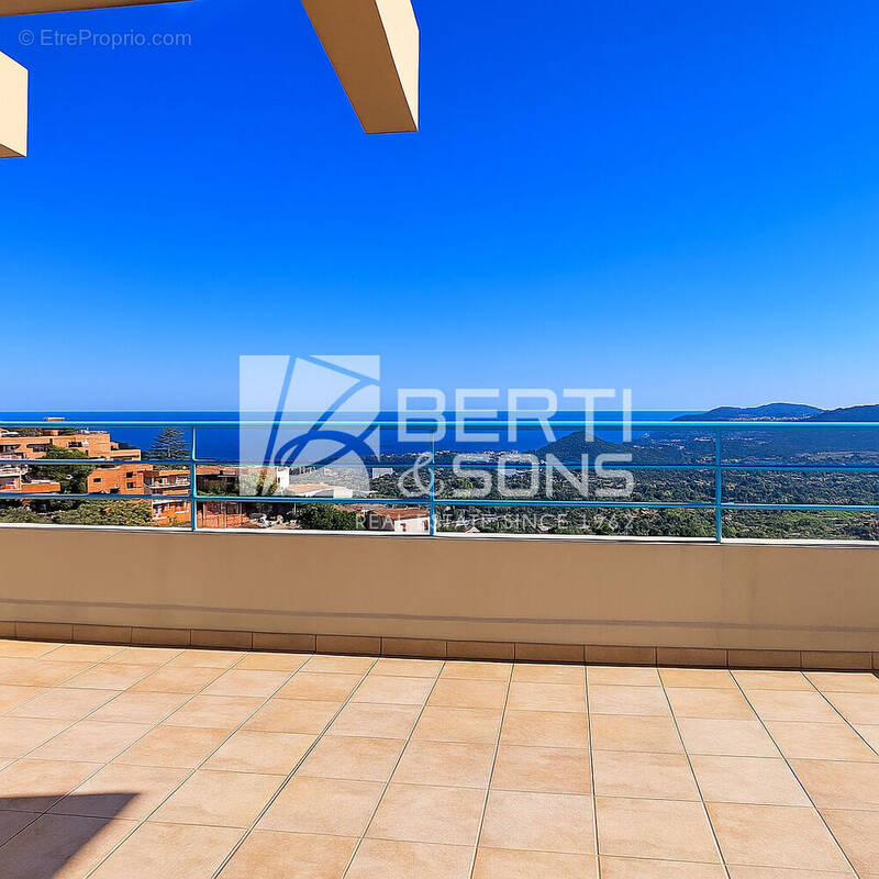 Appartement à MANDELIEU-LA-NAPOULE