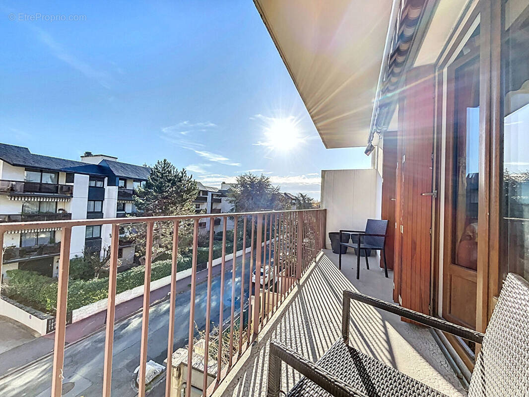 Appartement à SAINT-MAUR-DES-FOSSES