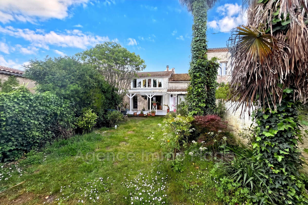 Maison à SAINT-YZANS-DE-MEDOC