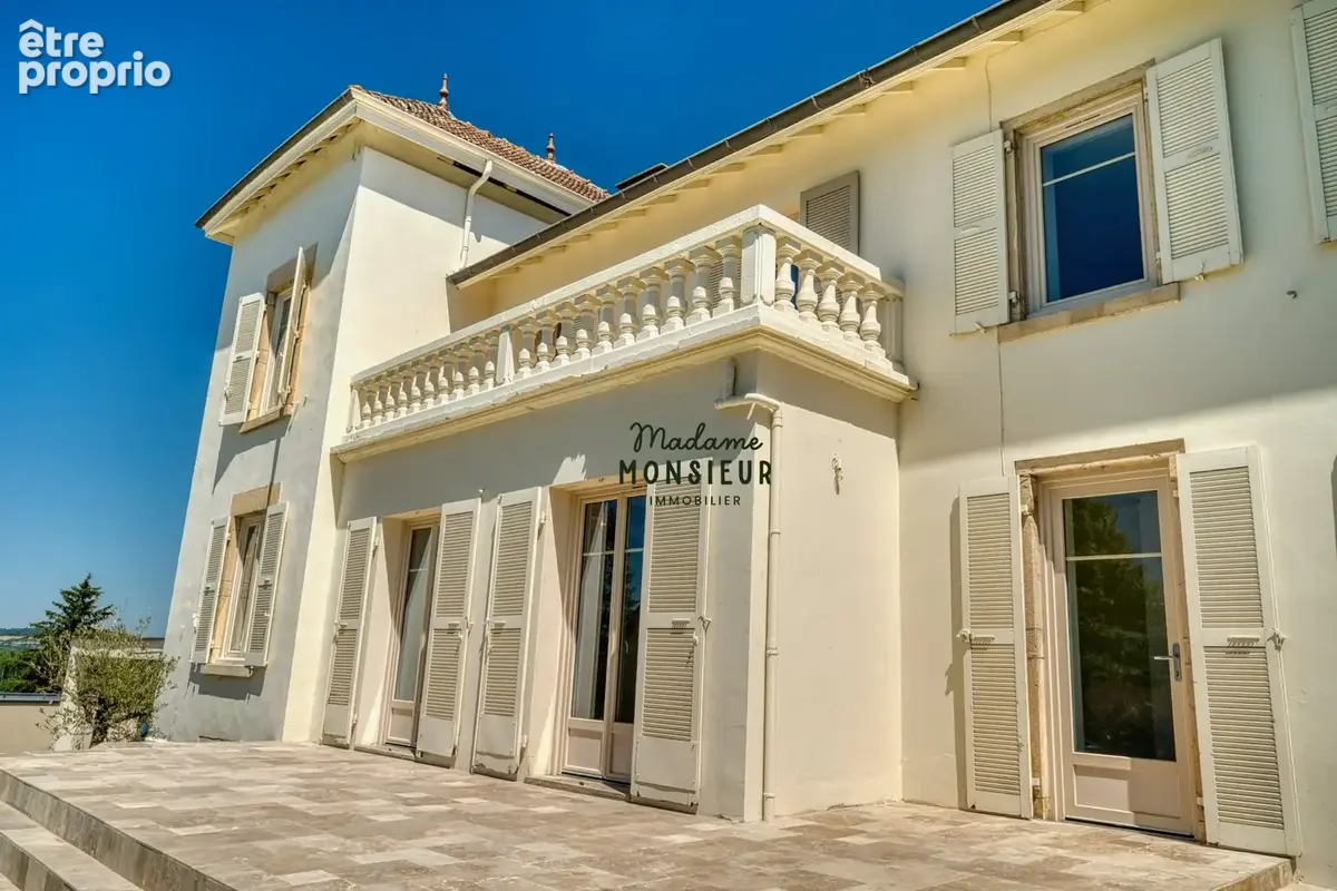 Maison 6 pièces 132 m² à vendre à Bourgoin-Jallieu (38300) - photo 3