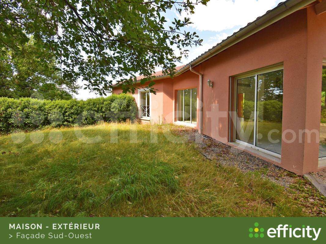 Maison 132 m² à Saint-Just-Saint-Rambert  - photo 6
