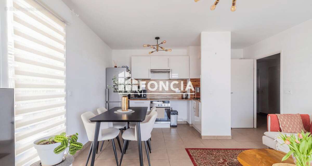 Appartement à JUVIGNAC
