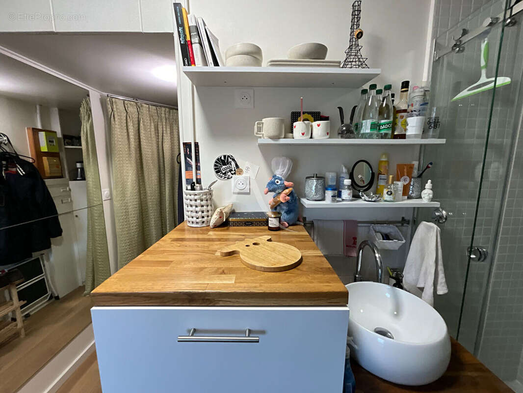 Appartement à PARIS-8E