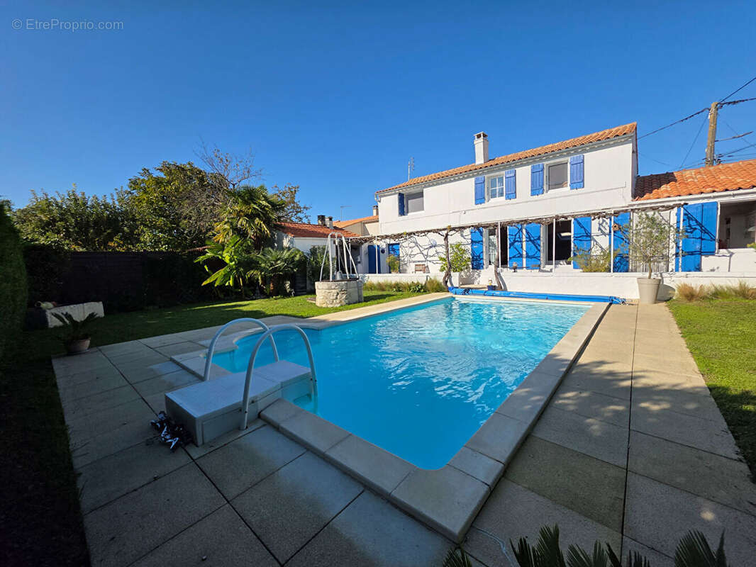 Maison à TONNAY-CHARENTE