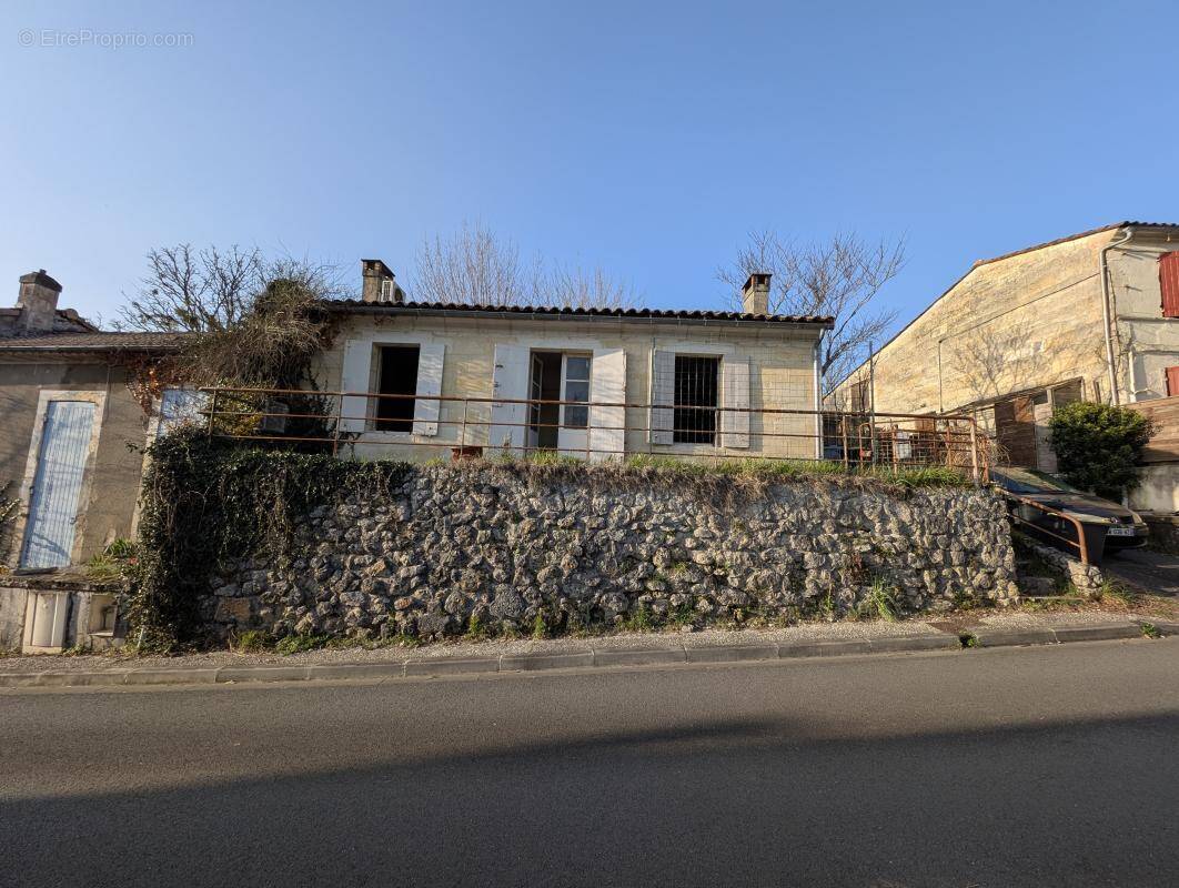 Maison à FARGUES-SAINT-HILAIRE