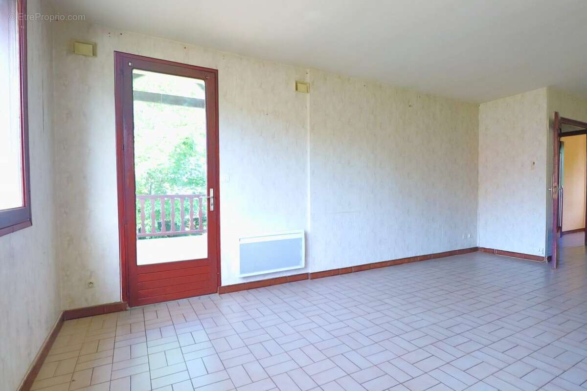 Maison à POUILLY-SUR-SAONE