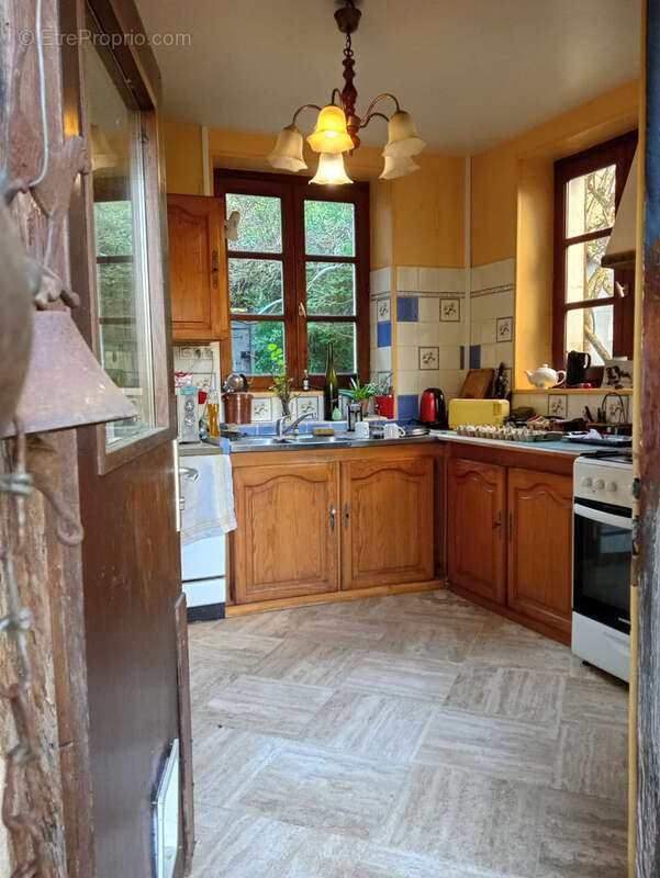 Maison à SURY-EN-VAUX