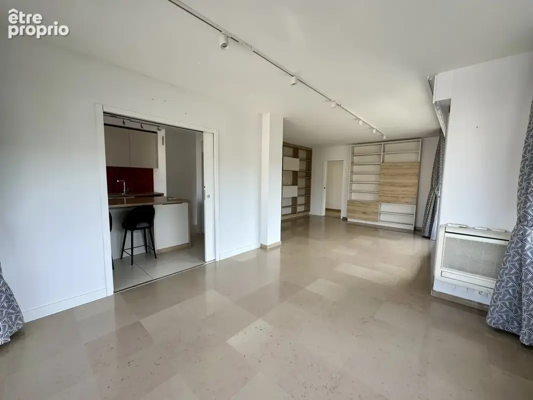 Spacieux appartement T6 de 135m2 - Triple expositions - Cave - photo 3