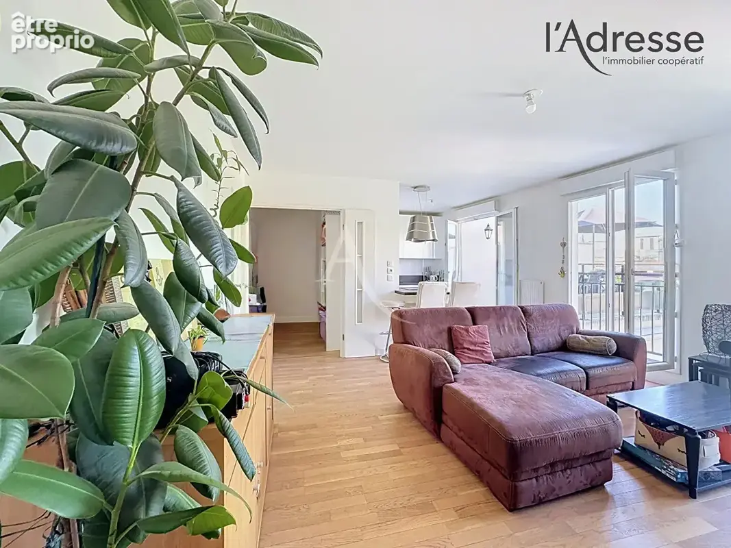 PUTEAUX/ République - Appartement 3 pièces 62 m² - 1 Terrasse 16m²  - 1 Cave - photo 8