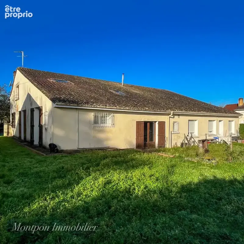 Maison d'habitation avec dépendances et logement loué - photo 3