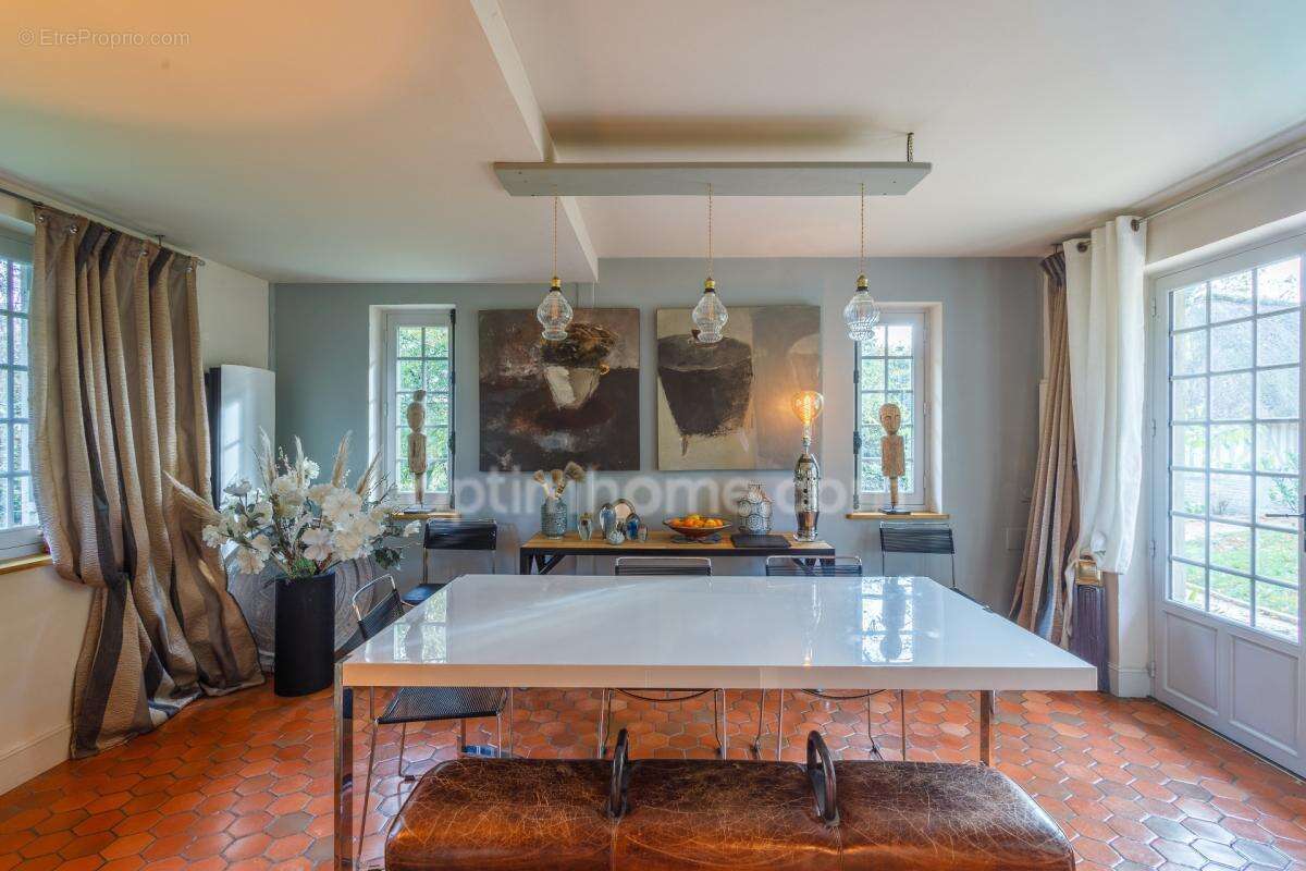 Aux portes de honfleur – ensemble immobilier avec 2 maisons normandes - dépendances - terrain 7 300 m² - photo 5