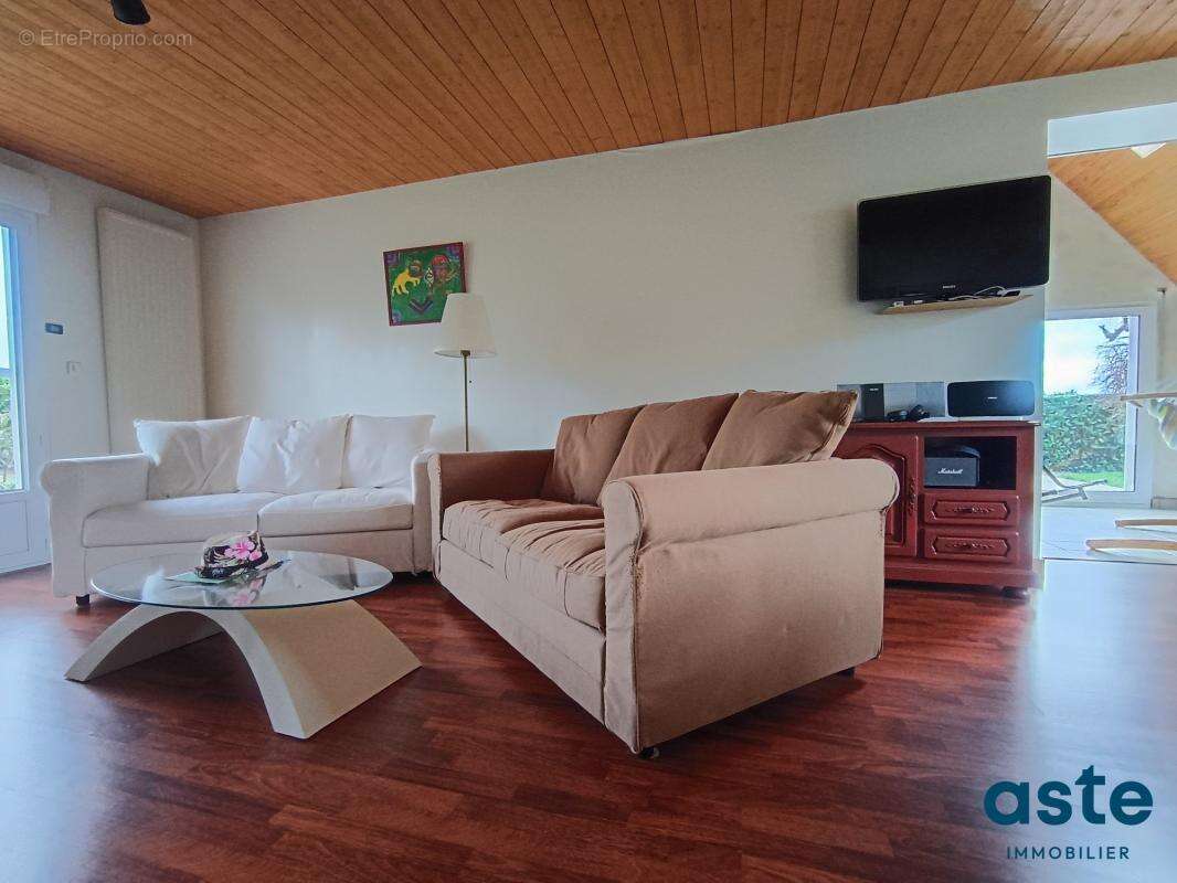 Maison à LANDIVISIAU