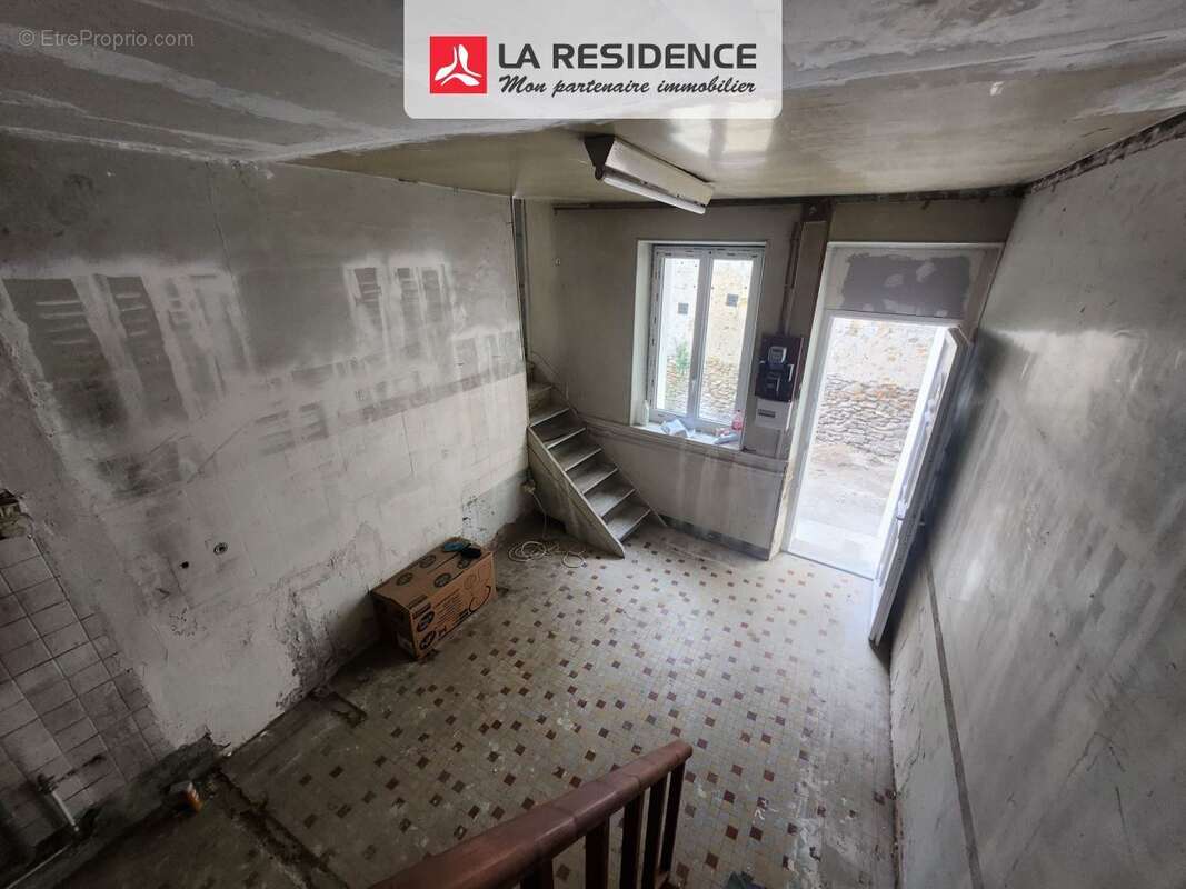 Maison à MONTIGNY-LES-CORMEILLES