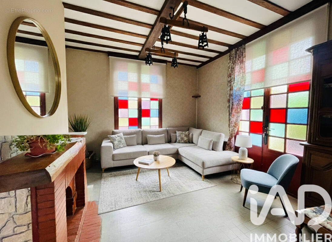 Photo 1 - Maison à FONTAINE-LA-MALLET