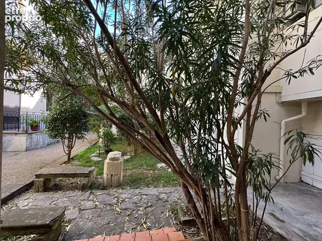 T1 avec mezzanine ? Environnement calme - photo 8
