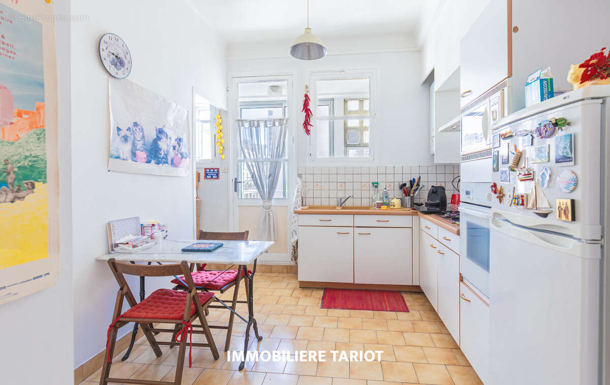 Appartement à MARSEILLE-2E