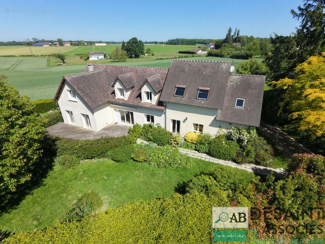 Maison à PIERRE-LEVEE