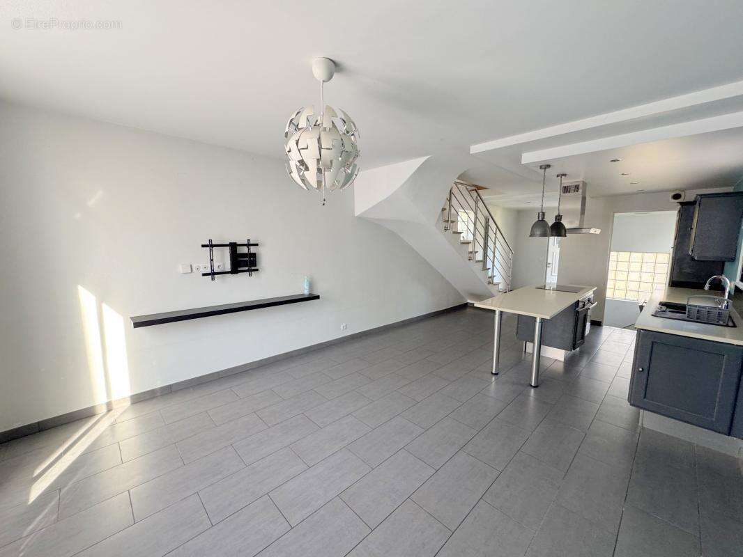 Maison À Vendre - photo 2