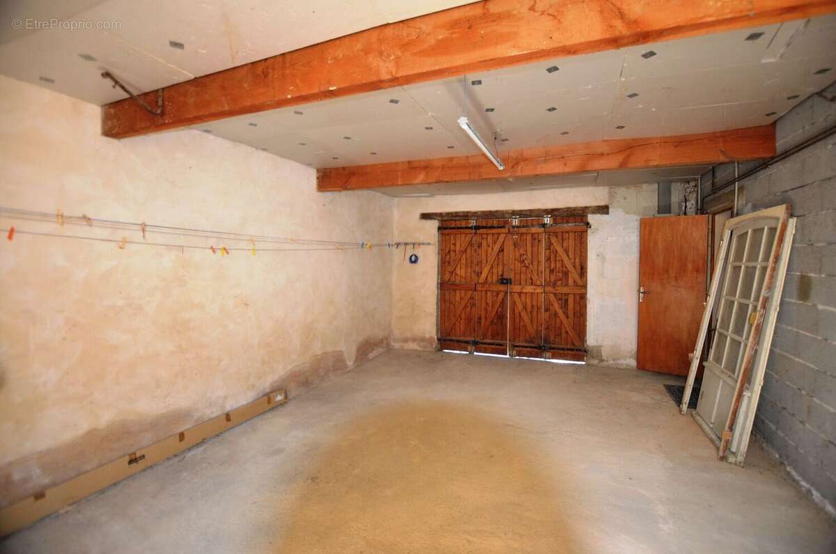 À vendre, Vic-Fezensac (Gers): charmante maison de ville 4 chambres, 2 au rdc, avec garage et cour, proche commodités - photo 16