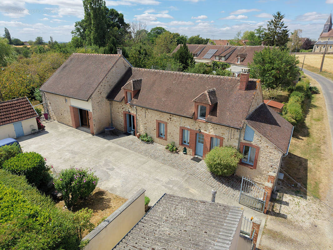 Maison à SAINT-BON