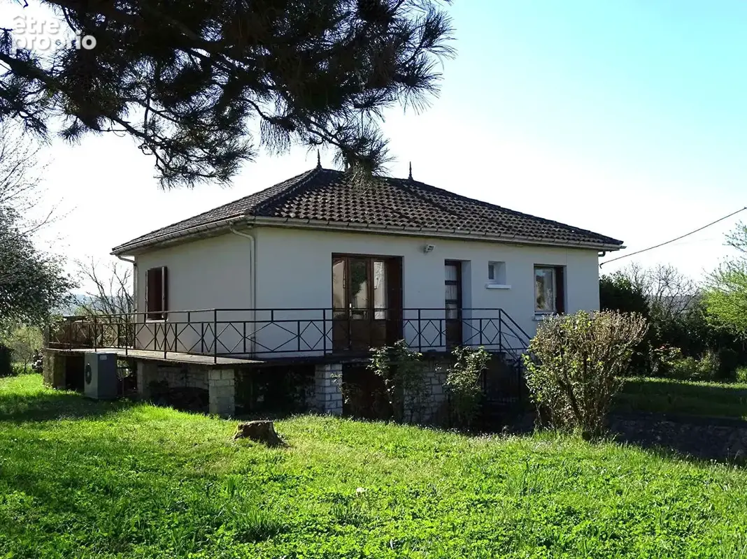 Maison à DOUZILLAC