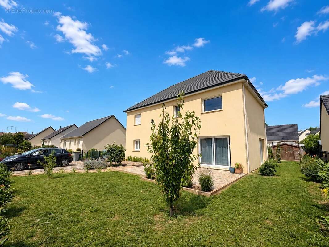 Maison à PACY-SUR-EURE