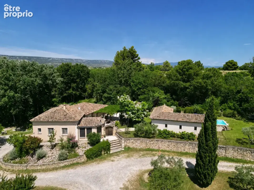 Belle demeure Provençale de 178m2 avec piscine - photo 4