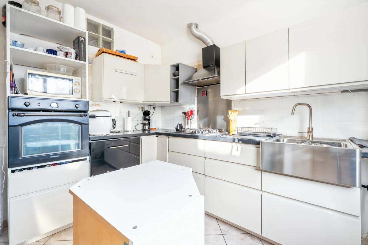 Maison à LES MUREAUX