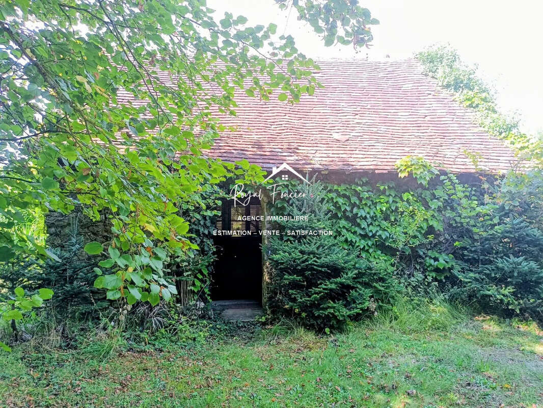 Maison à DANGE-SAINT-ROMAIN