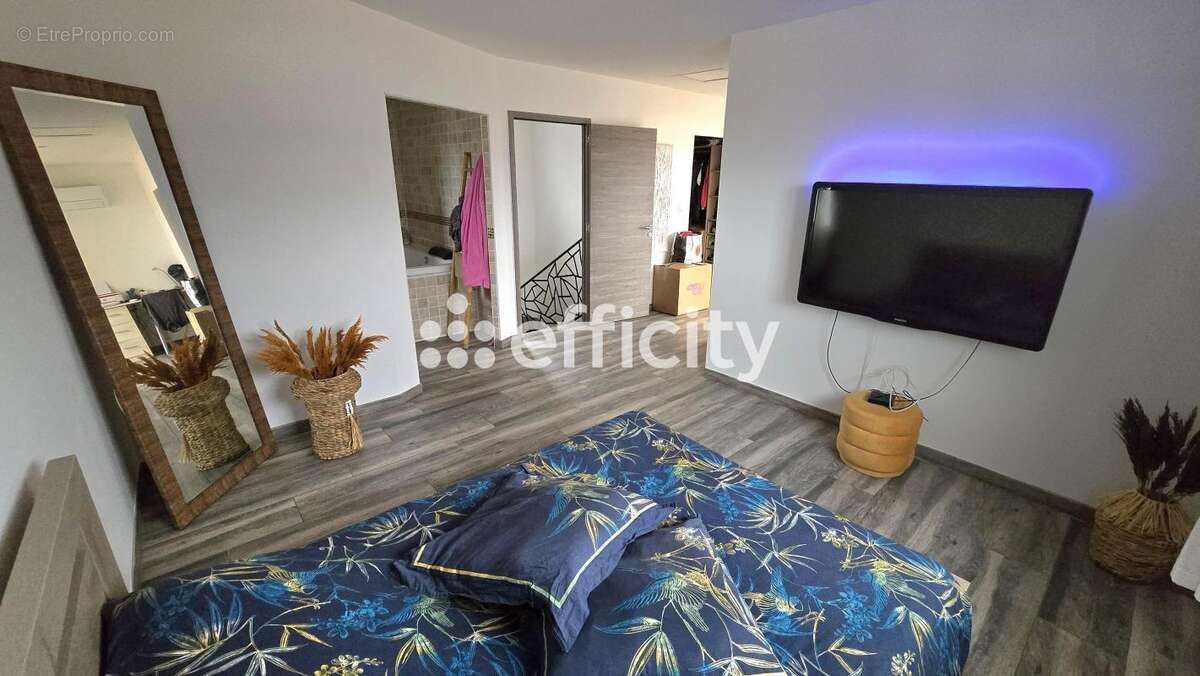 Maison à CESSENON-SUR-ORB