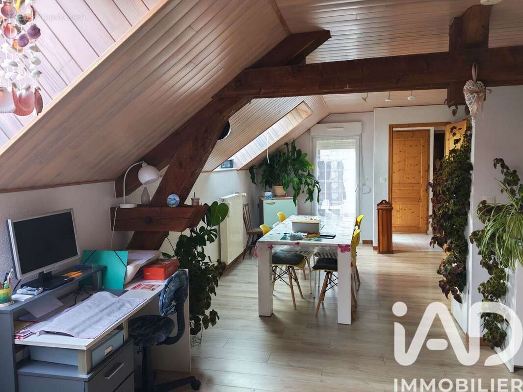 Appartement 900 m² à Les Ecorces  - photo 9
