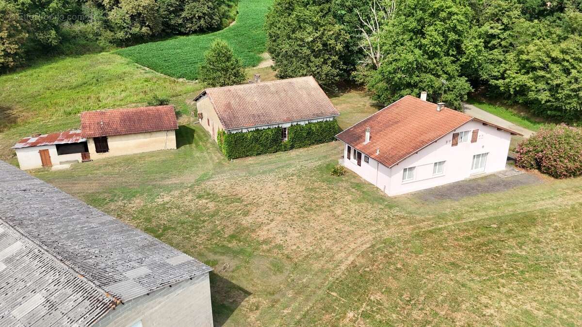 Maison 107 m² à Mimbaste  - photo 3