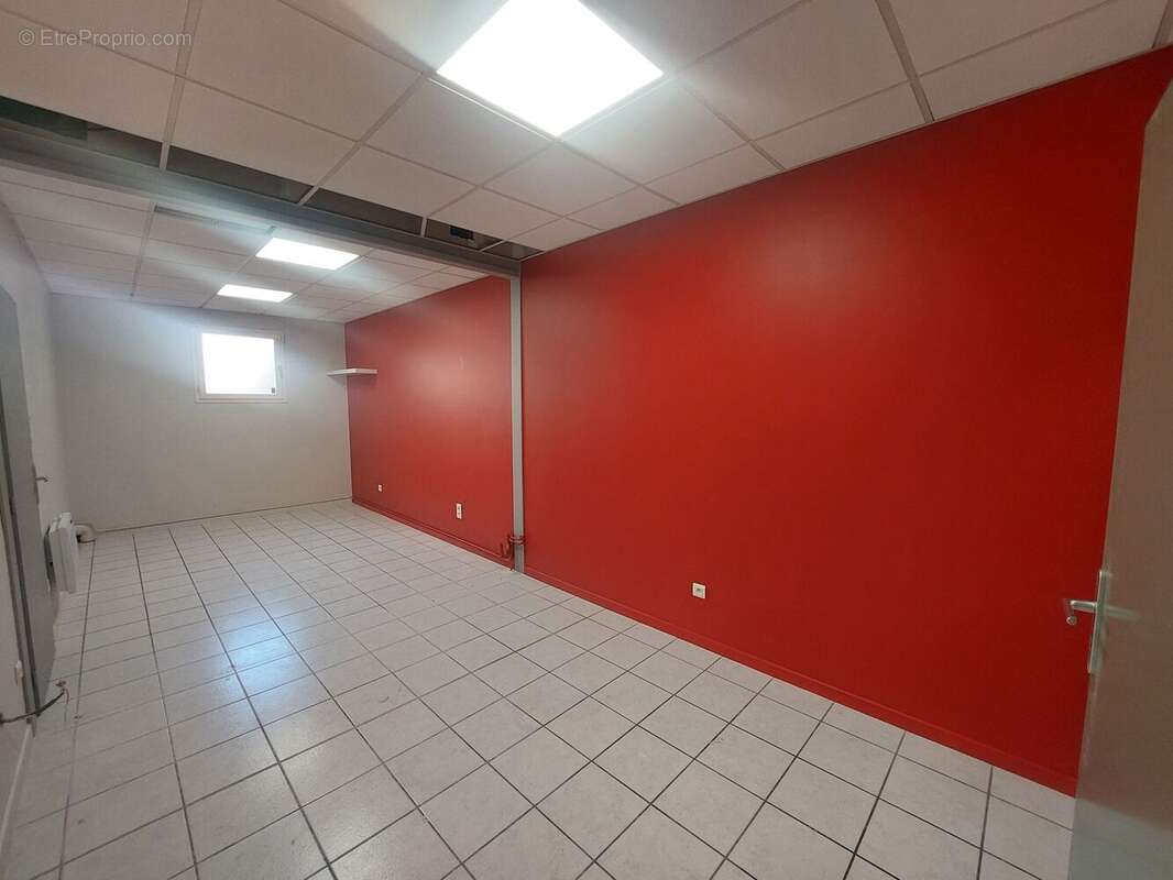 Photo 3 - Commerce à MONTBRISON
