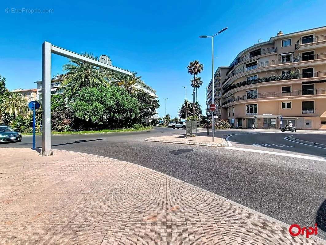 Appartement à ROQUEBRUNE-CAP-MARTIN